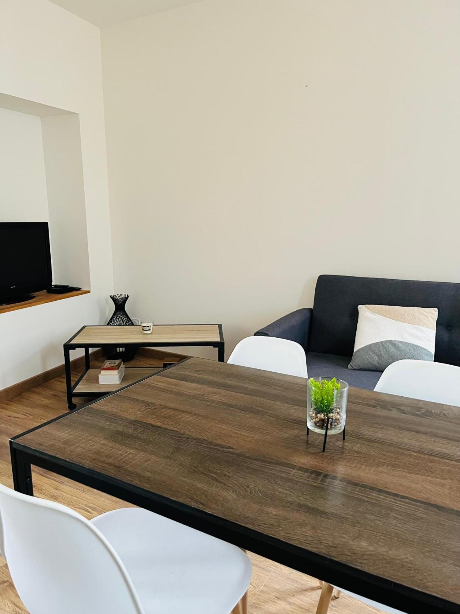 Logements 6 Pers A 15 Minutes D Angers Corné Екстериор снимка